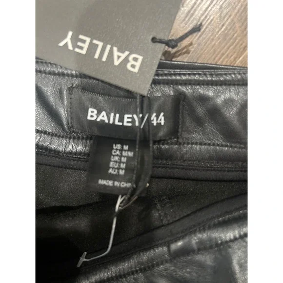 Bailey 44 Black Vegan Leather Belted Midi Skirt A-Line NWT Size Medium Women's - Picture 3 of 5